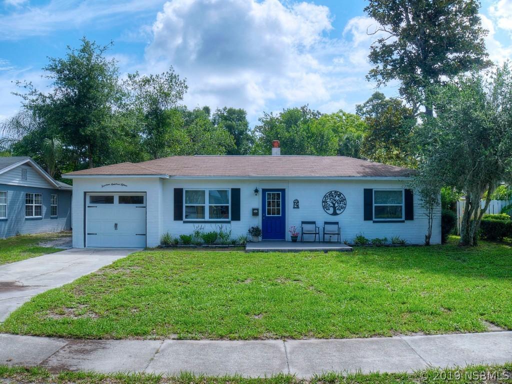 1415 Palmetto St., New Smyrna Beach, FL 32168
