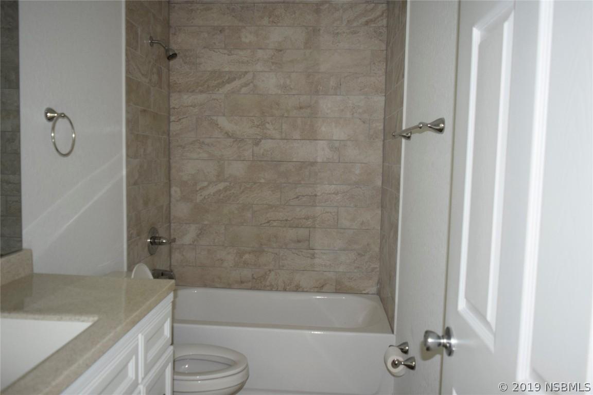 3129 Pine Tree Dr., Edgewater, FL 32141