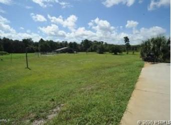 415 Stacy Grove Rd., Oak Hill, FL 32759