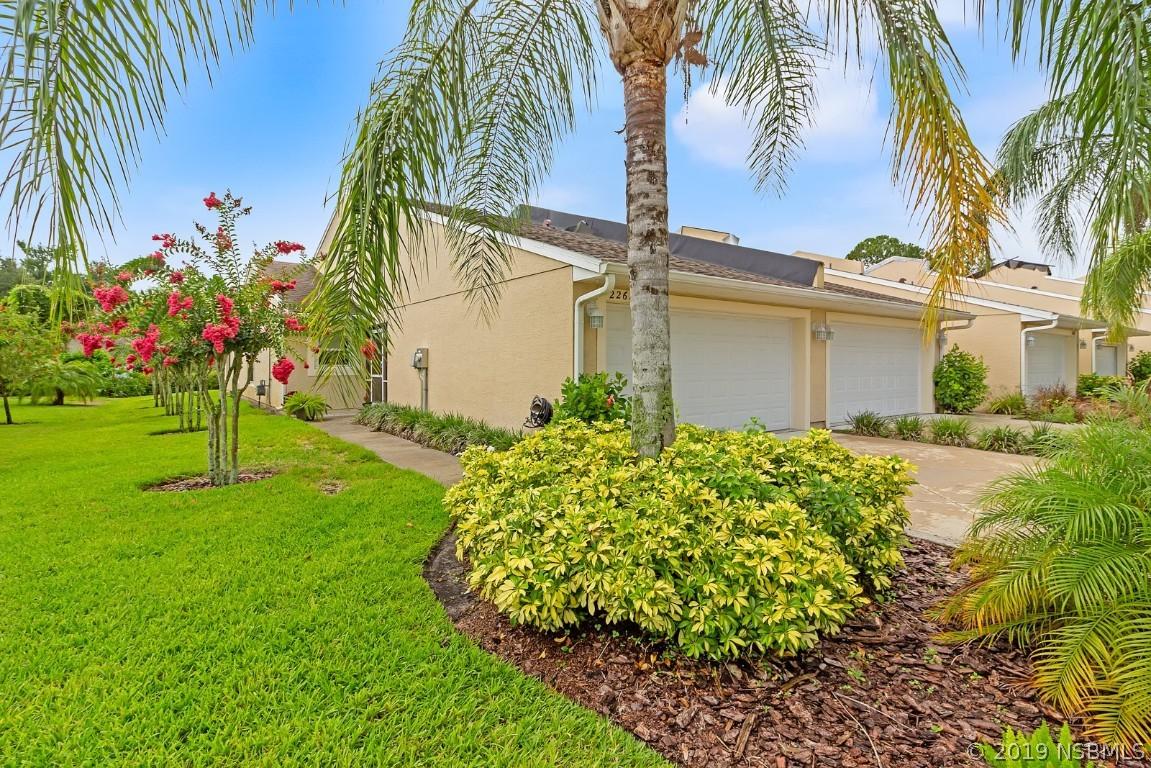 2267 Hawks Cove Cir., New Smyrna Beach, FL 32168