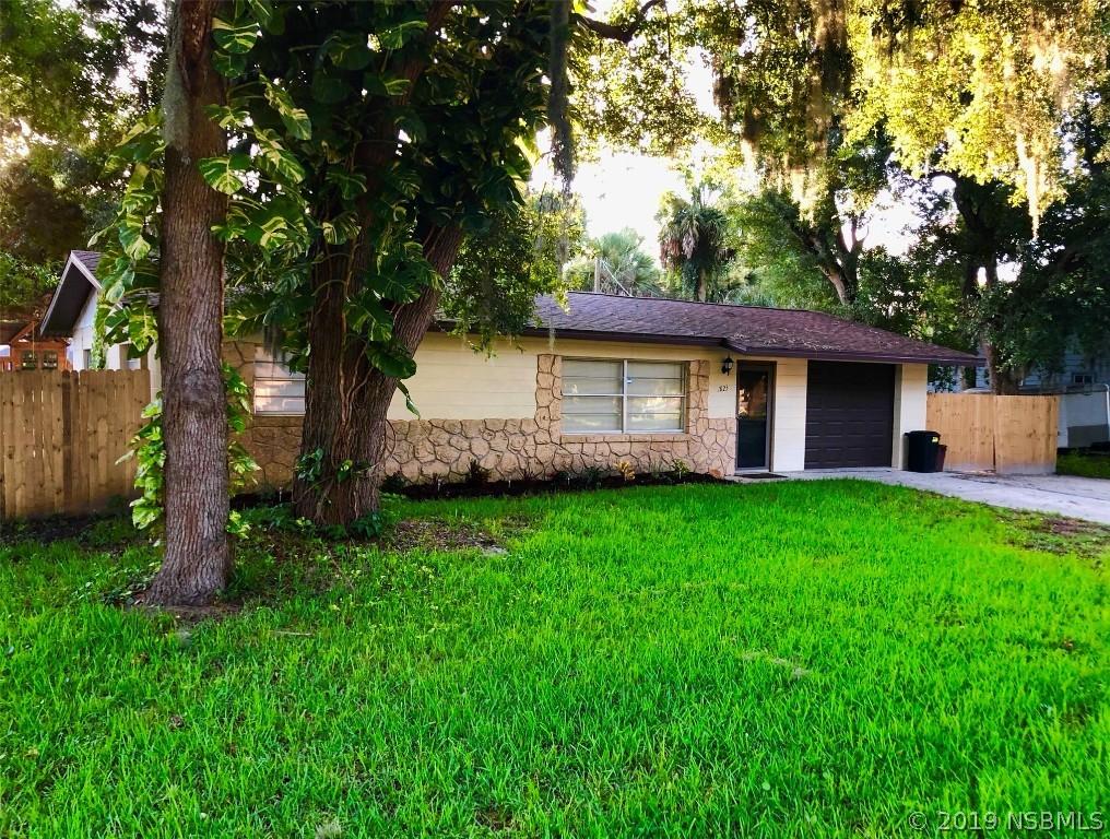 1823 Queen Palm Drive Dr., Edgewater, FL 32132