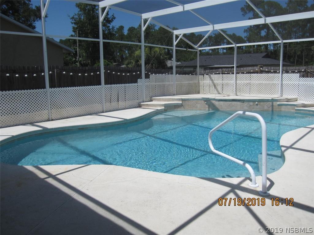 2945 Juniper Dr., Edgewater, FL 32141