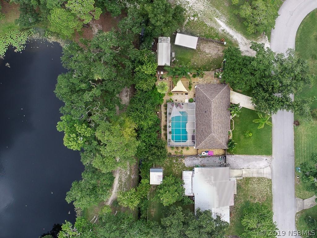 23 Wildwood Dr., Edgewater, FL 32132