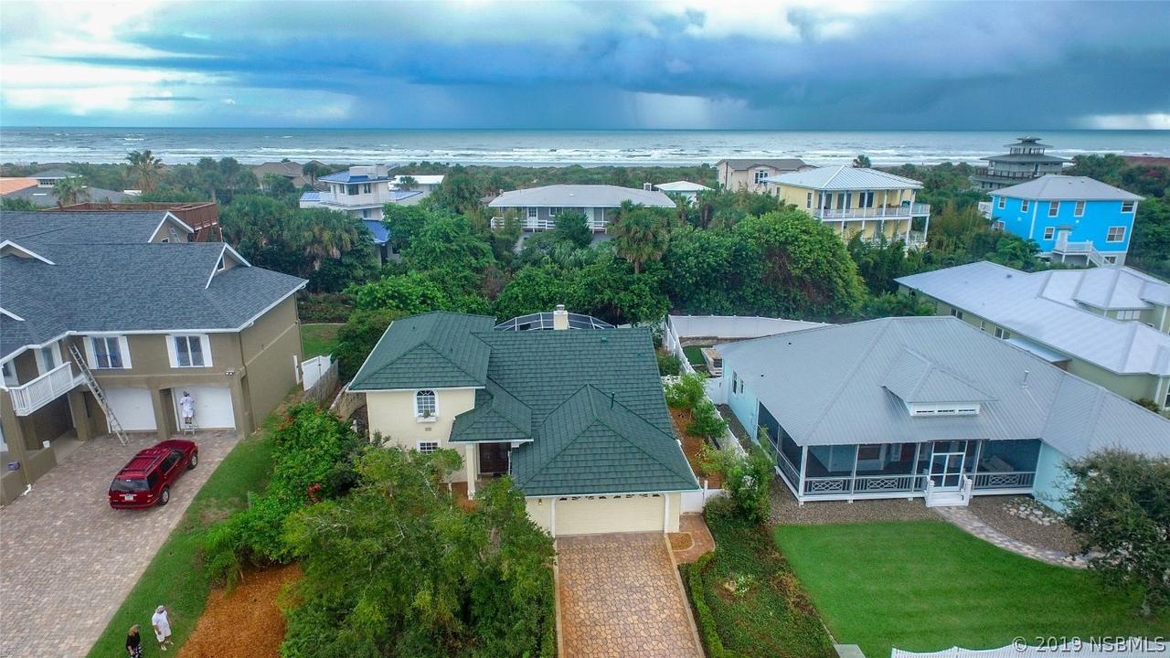 2134 Villa Way, New Smyrna Beach, FL 32169