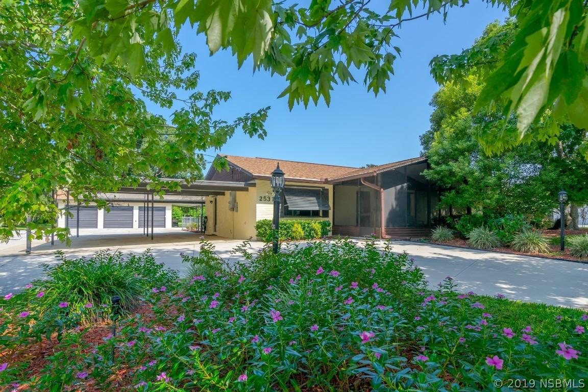 2531 Glenwood Dr., Edgewater, FL 32141