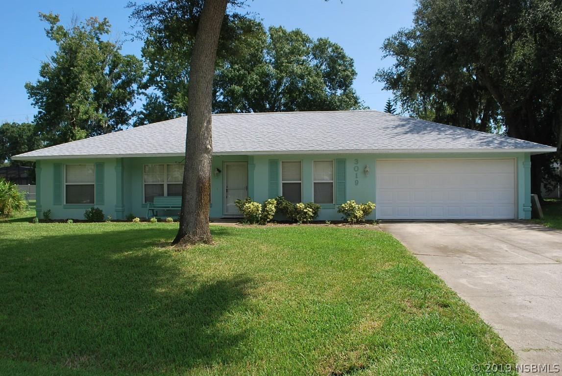 3019 Silver Palm Dr., Edgewater, FL 32141