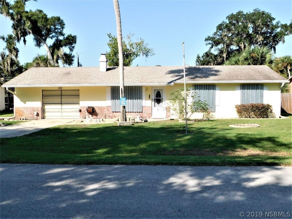 2218 Queen Palm Dr., Edgewater, FL 32141