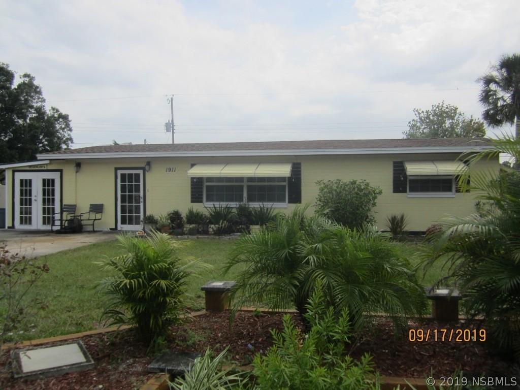 1911 Juniper Dr., Edgewater, FL 32141
