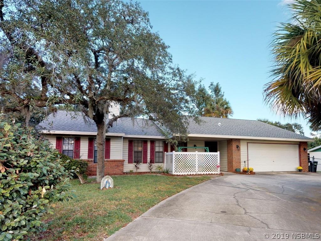 1843 Umbrella Tree Dr., Edgewater, FL 32141