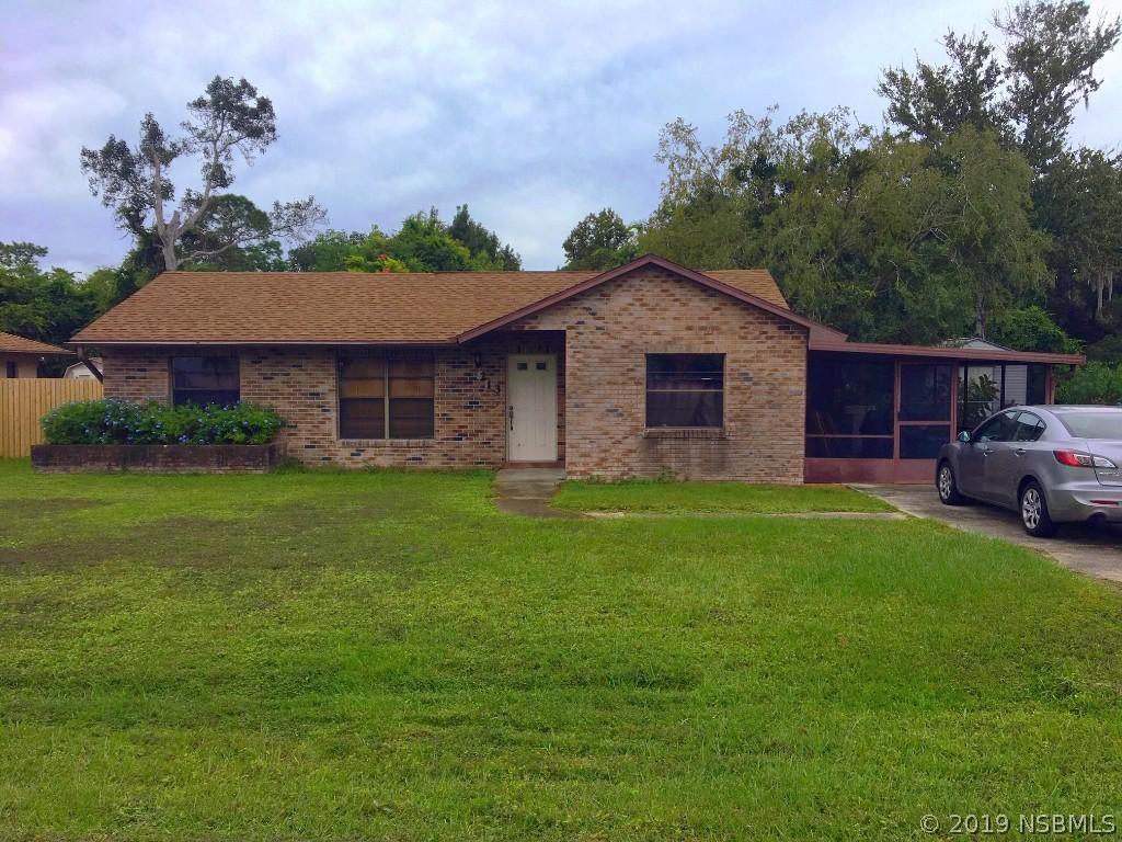 213 Wildwood Dr., Edgewater, FL 32132