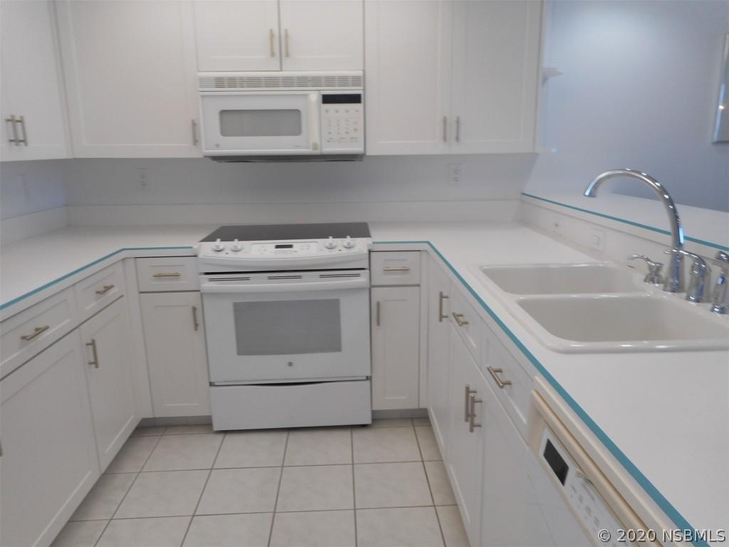 705 N Atlantic Ave. #404, New Smyrna Beach, FL 32169