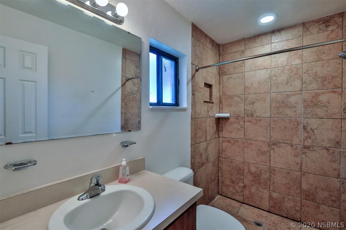 2910 Vista Palm Dr., Edgewater, FL 32141