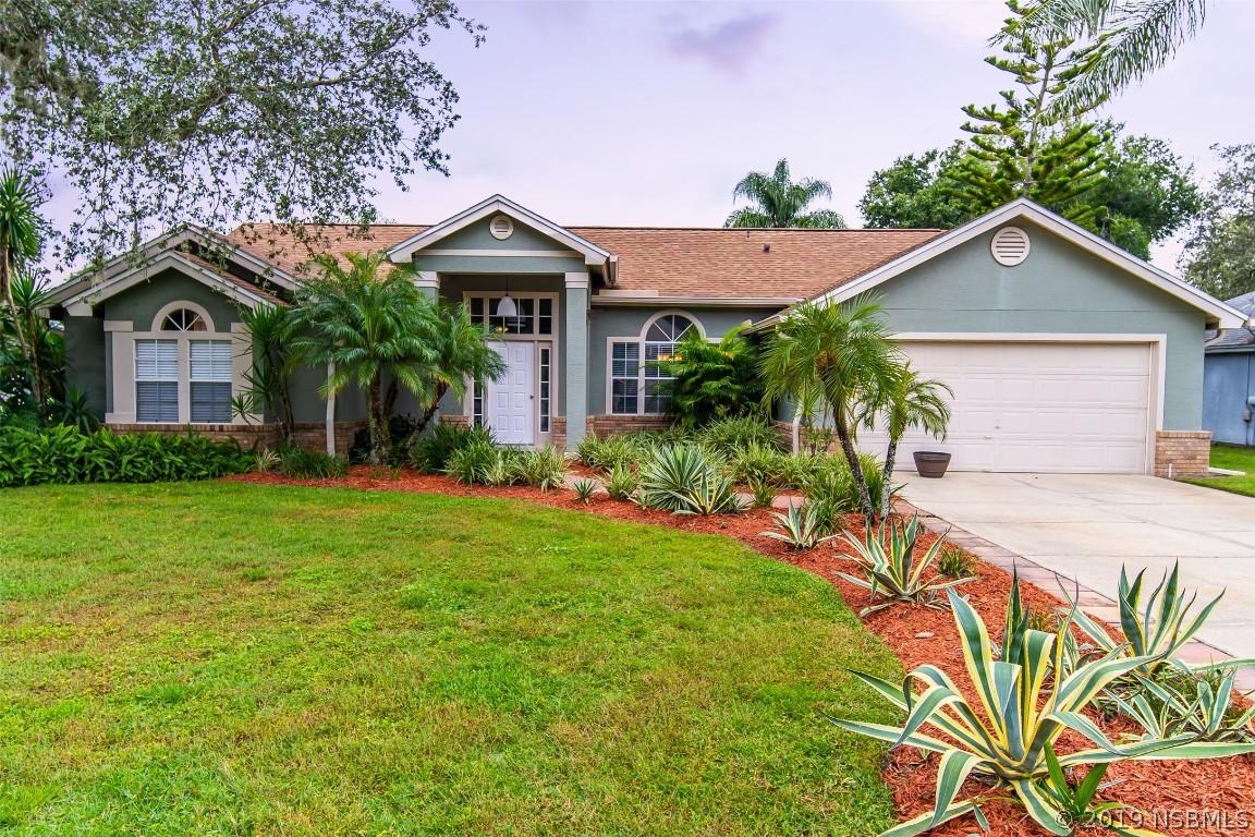 302 Oak Leaf Cir., Lake Mary, FL 32746