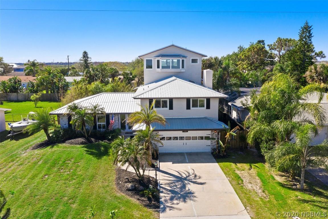 68 Cunningham Dr., New Smyrna Beach, FL 32168