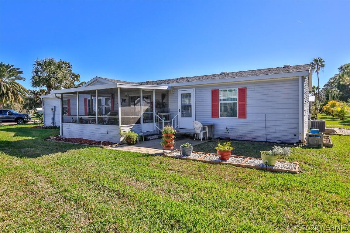 632 Portside Ln., Edgewater, FL 32141