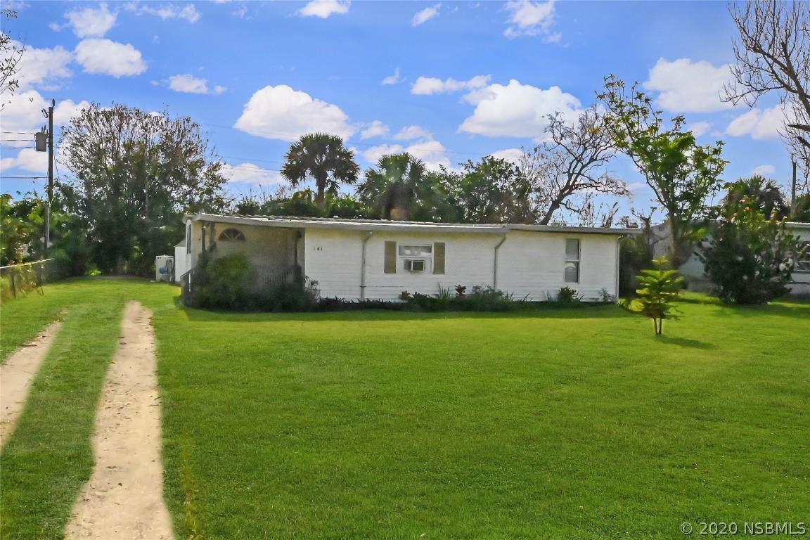 141 N 1st St., Oak Hill, FL 32759