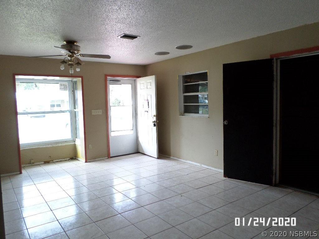 2925 Yule Tree Dr., Edgewater, FL 32141