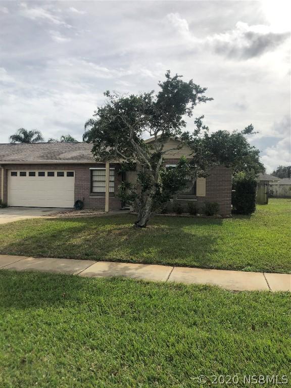 422 Falcon Ave., Edgewater, FL 32141