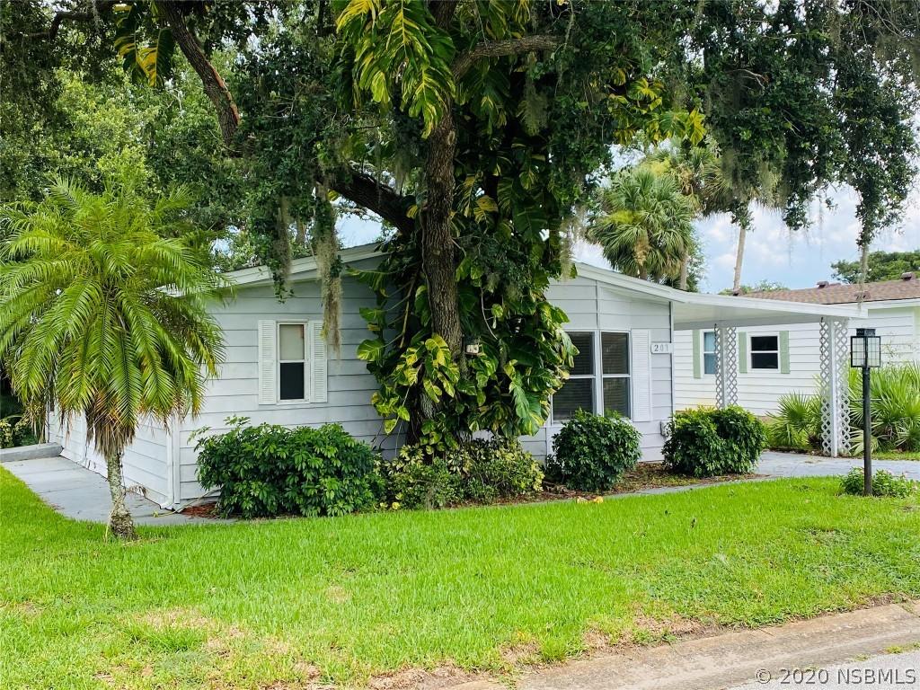 207 Schooner Ave., Edgewater, FL 32141