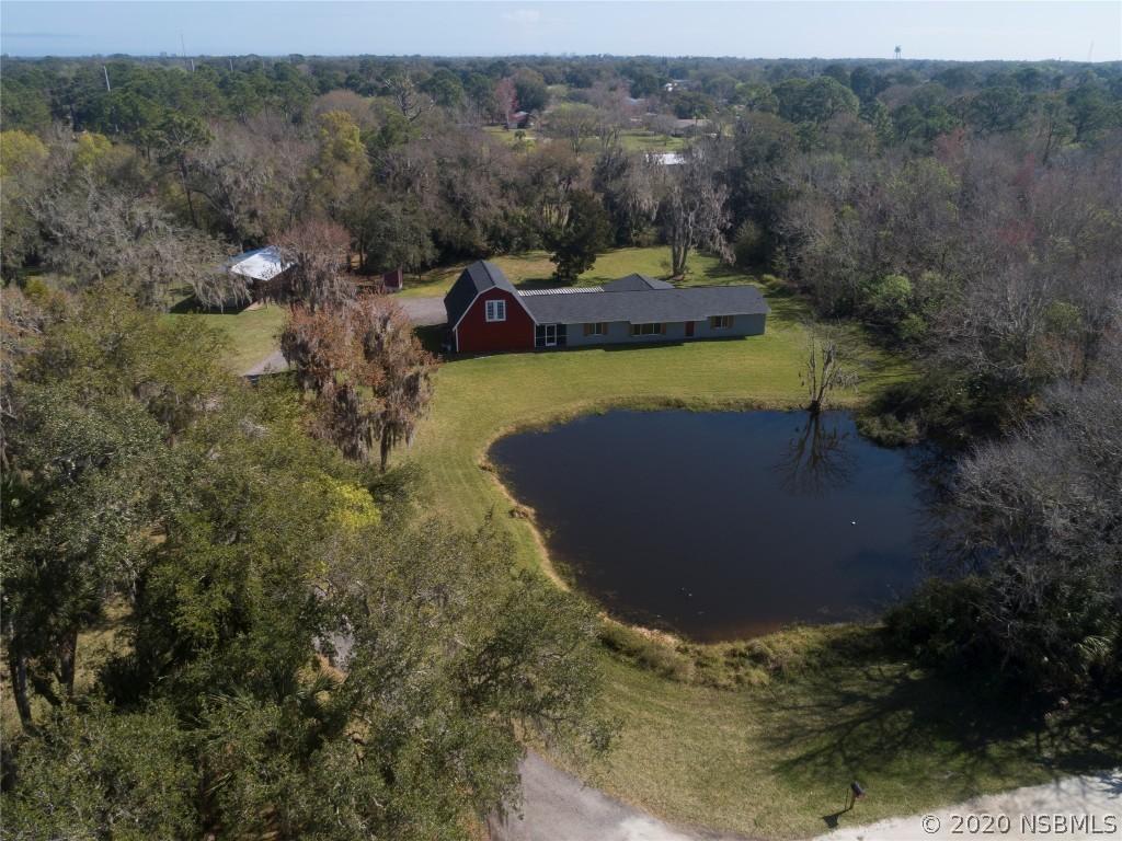 1735 Maplewood Dr., Edgewater, FL 32132