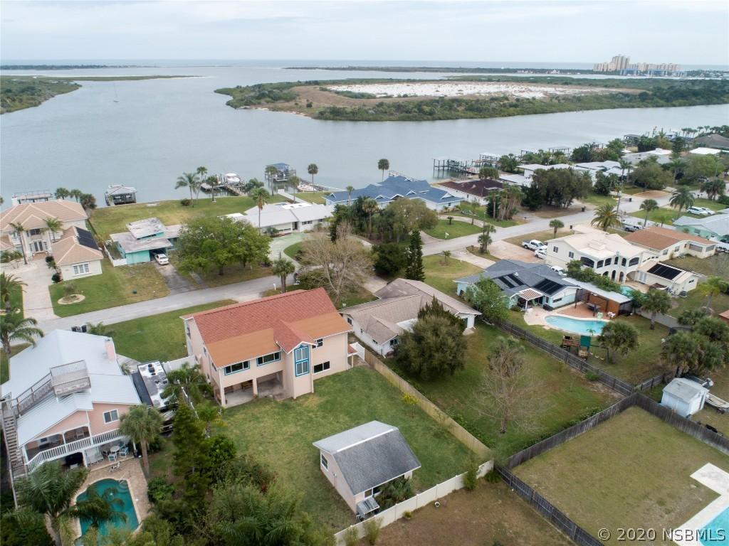 90 Cunningham Dr., New Smyrna Beach, FL 32168