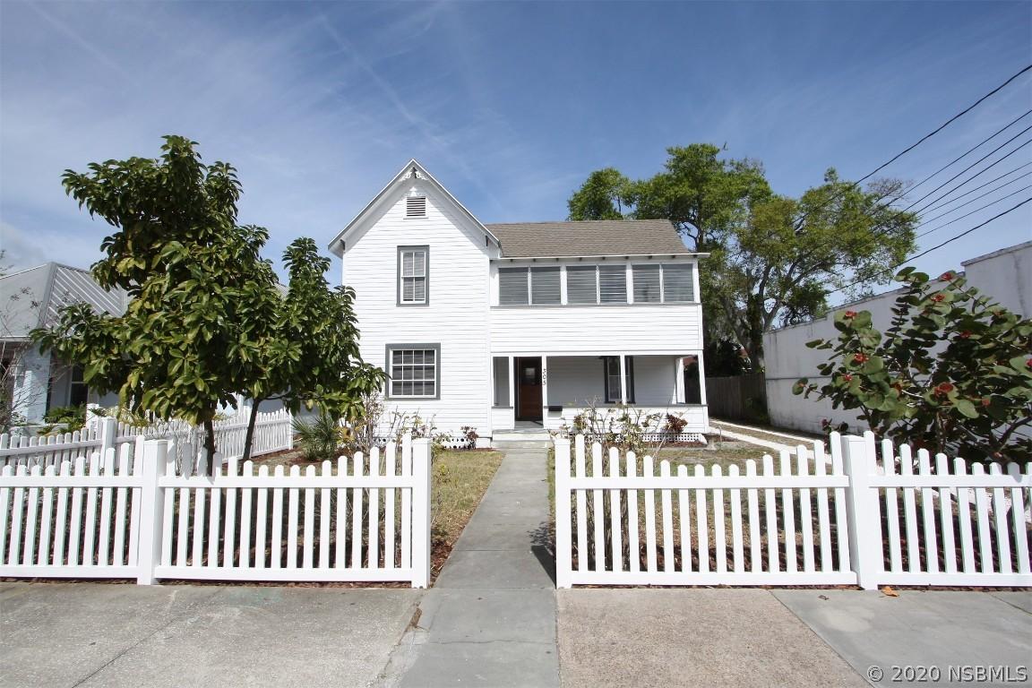 305 Julia St., New Smyrna Beach, FL 32168