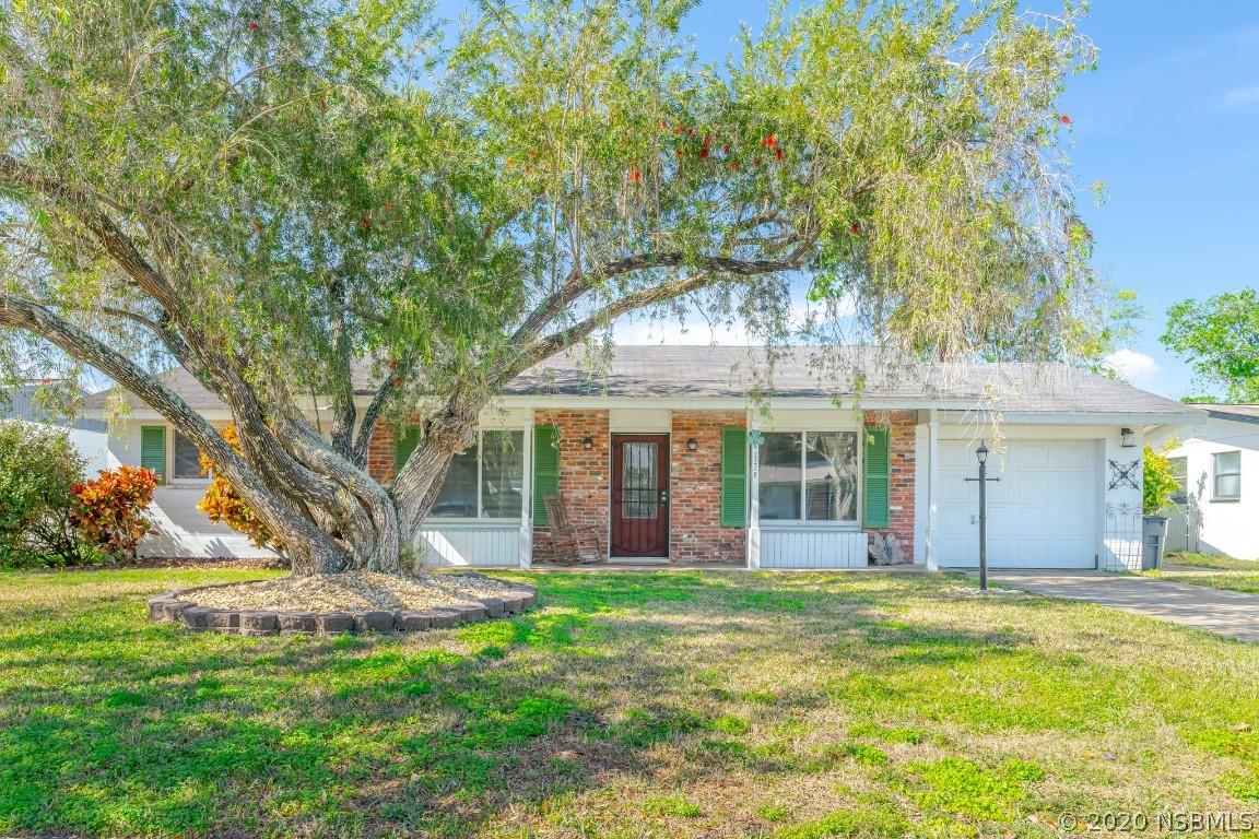 2228 Oriole Ln., South Daytona, FL 32119