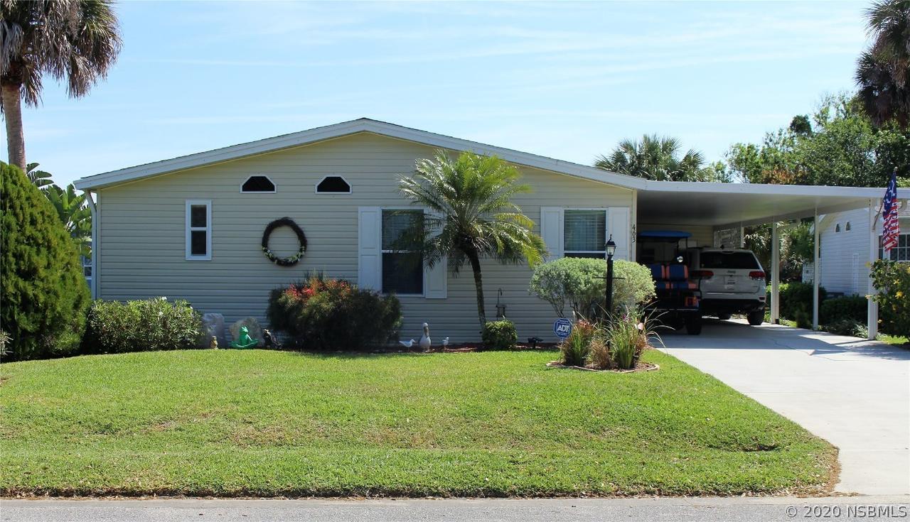 463 Sioux Blvd., Oak Hill, FL 32759