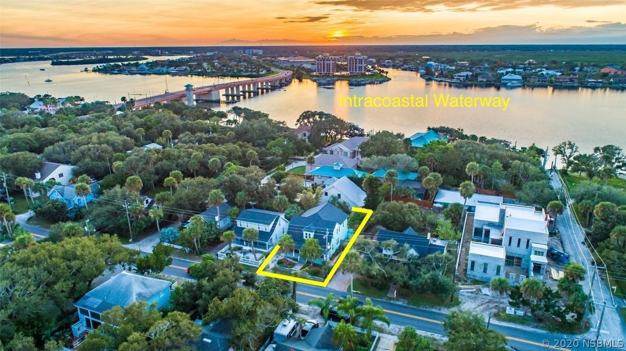 404 N Peninsula Ave., New Smyrna Beach, FL 32169