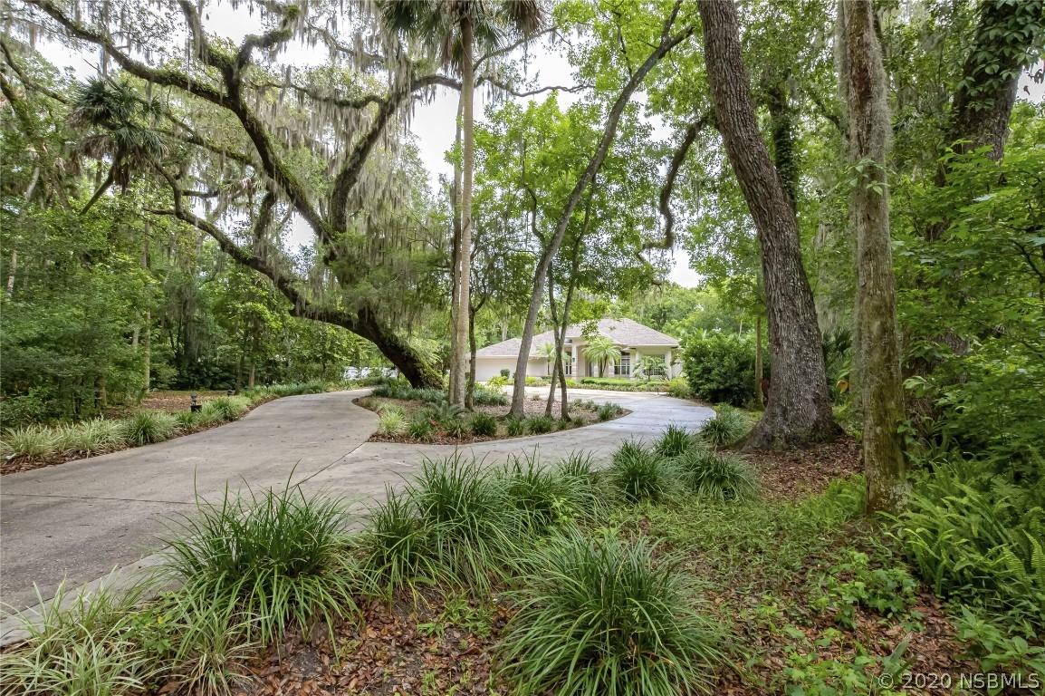 713 S Timberlane Dr., New Smyrna Beach, FL 32168