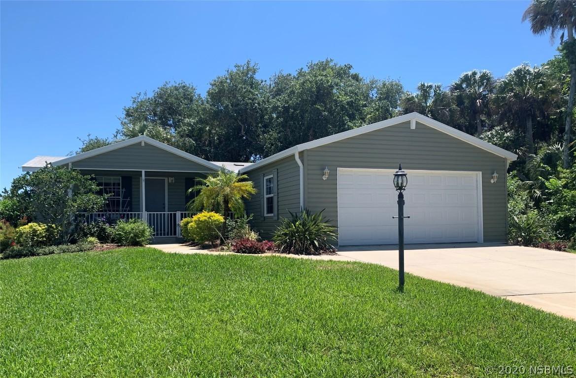 360 Marsh Landing Loop, Oak Hill, FL 32759