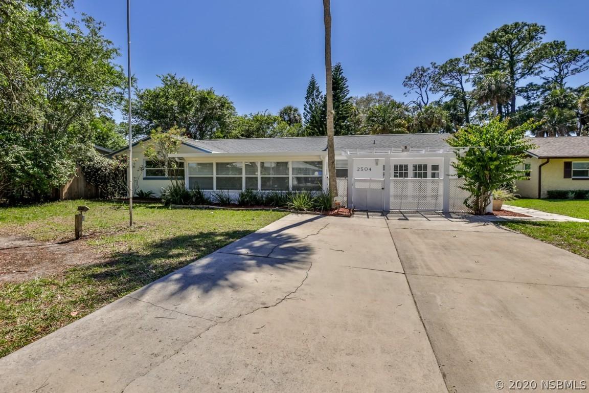 2504 Belmont Ave., New Smyrna Beach, FL 32168
