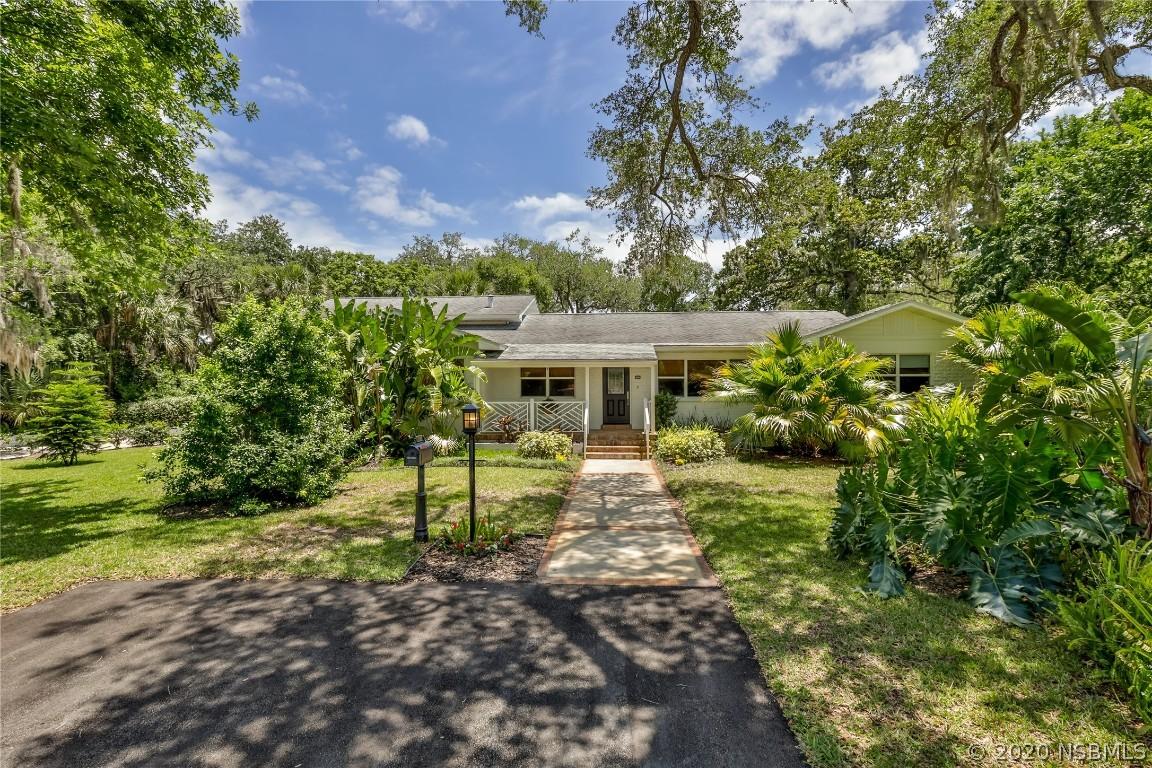 1301 Live Oak St., New Smyrna Beach, FL 32168