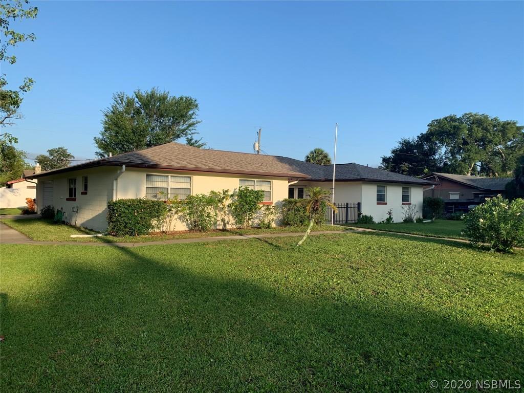 1868 Royal Palm Dr., Edgewater, FL 32141