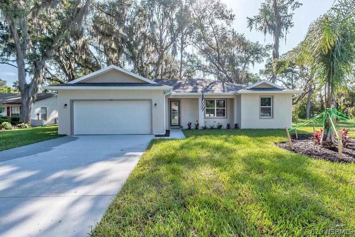 1627 Queen Palm Dr., Edgewater, FL 32132