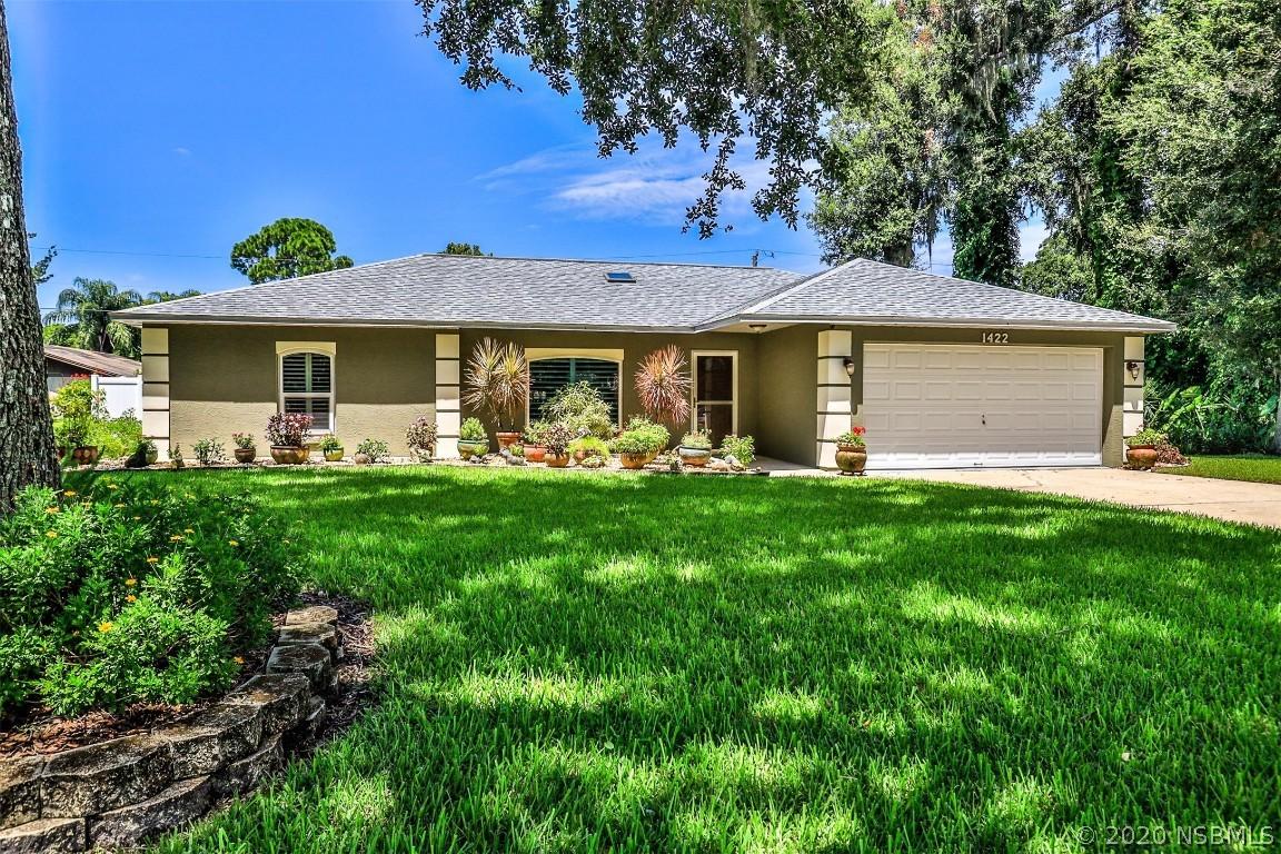 1422 Queen Palm Dr., Edgewater, FL 32132
