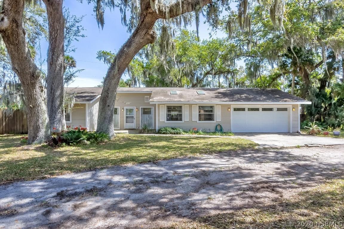 1703 Queen Palm Dr., Edgewater, FL 32132