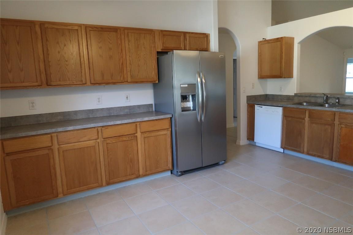 2120 Needle Palm Dr., Edgewater, FL 32141