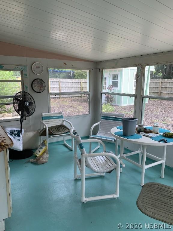 406 Adele St., Edgewater, FL 32132