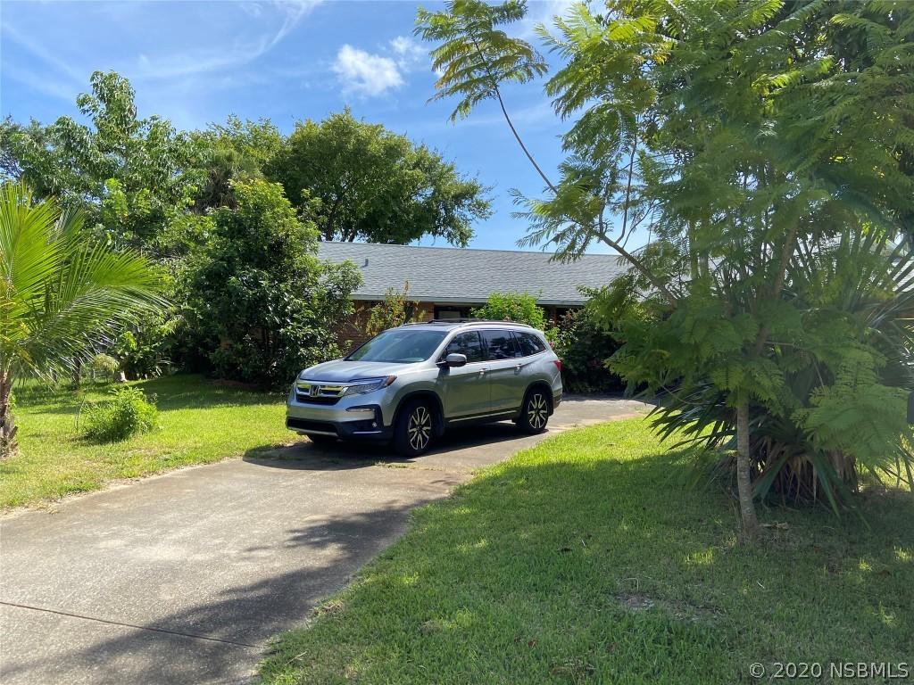 207 Francis Dr., Edgewater, FL 32132