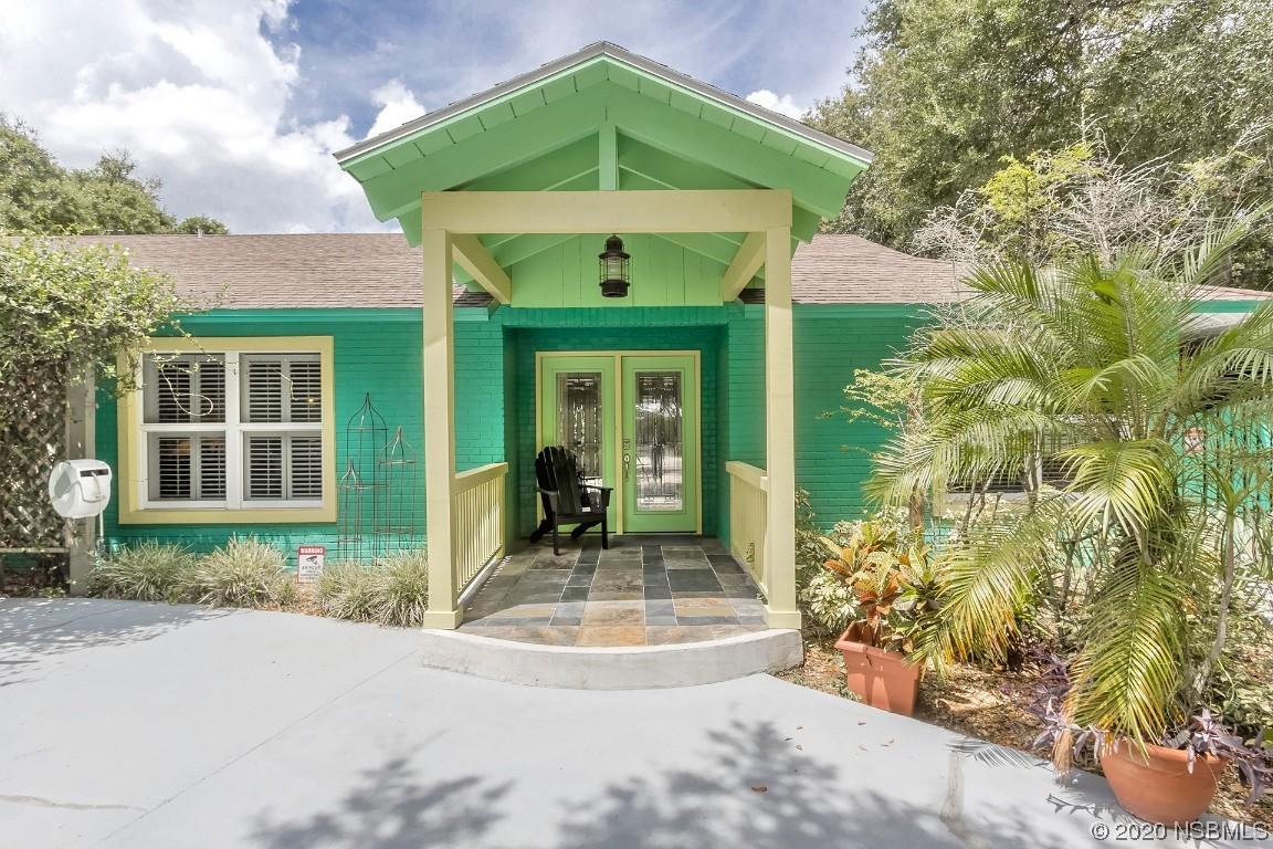 816 E 20th Ave., New Smyrna Beach, FL 32169