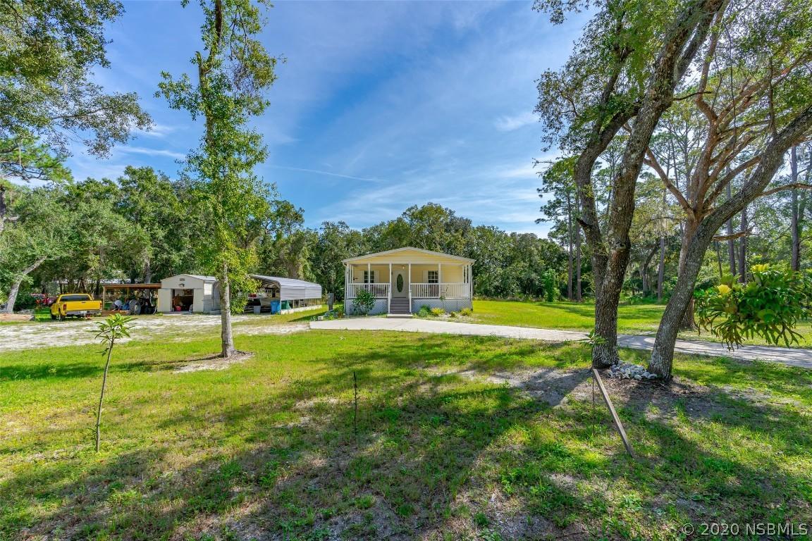 109 Beacon Light Rd., Oak Hill, FL 32759