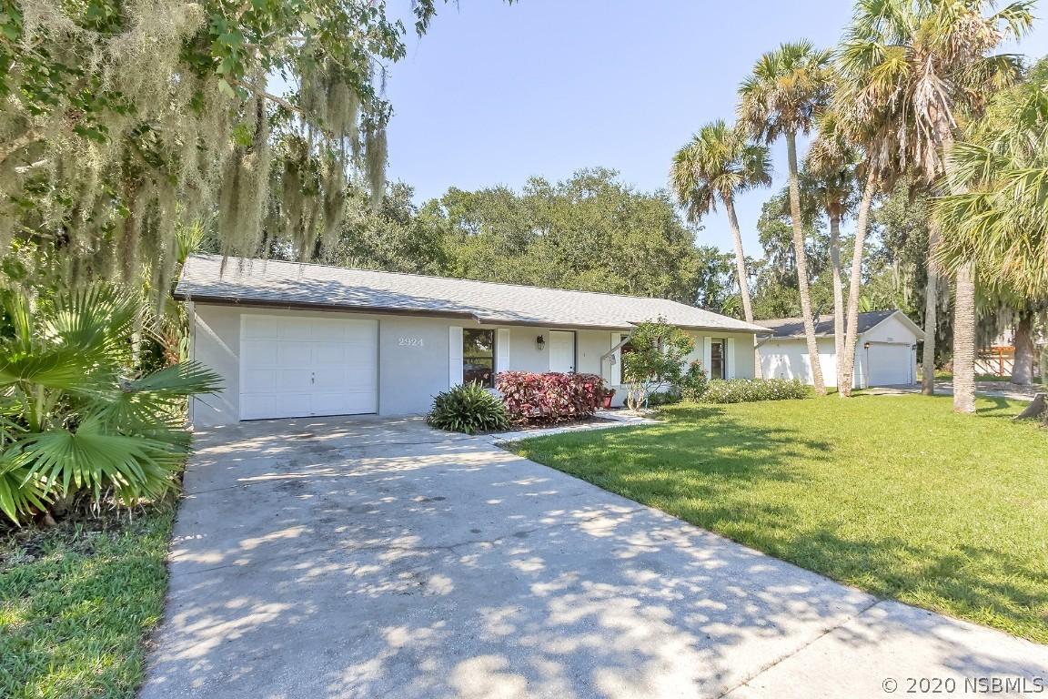 2924 Kumquat Dr., Edgewater, FL 32141