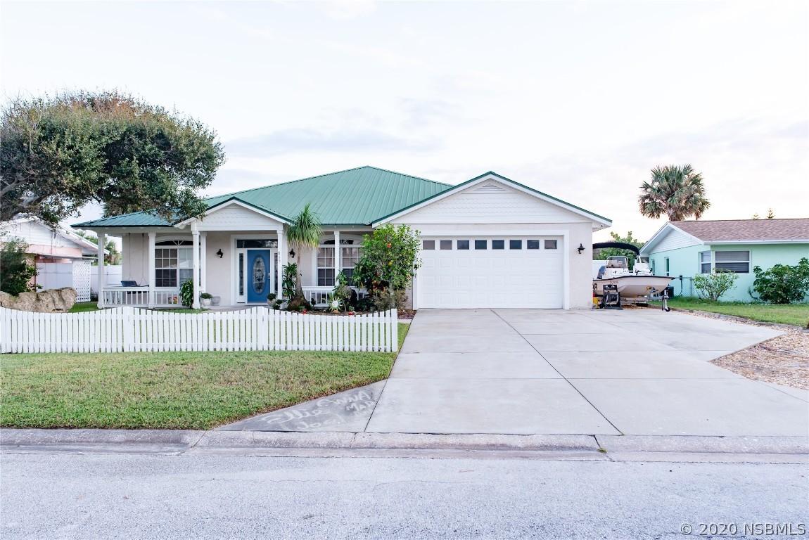 815 Phillip Dr., New Smyrna Beach, FL 32169