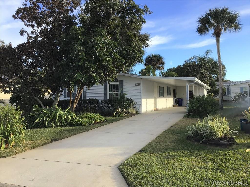 702 Helmsman Ln., Edgewater, FL 32141