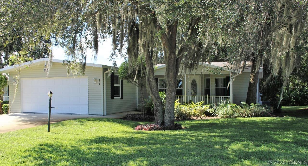 470 Sioux Blvd., Oak Hill, FL 32759