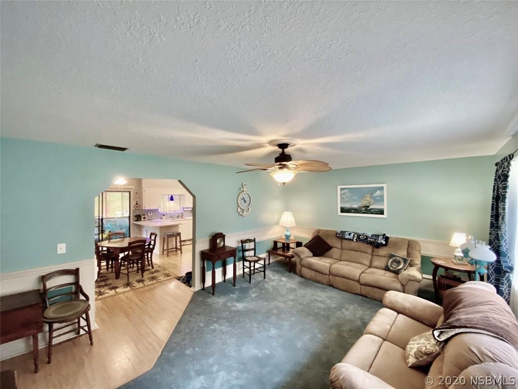 1525 Pine Tree Dr., Edgewater, FL 32132