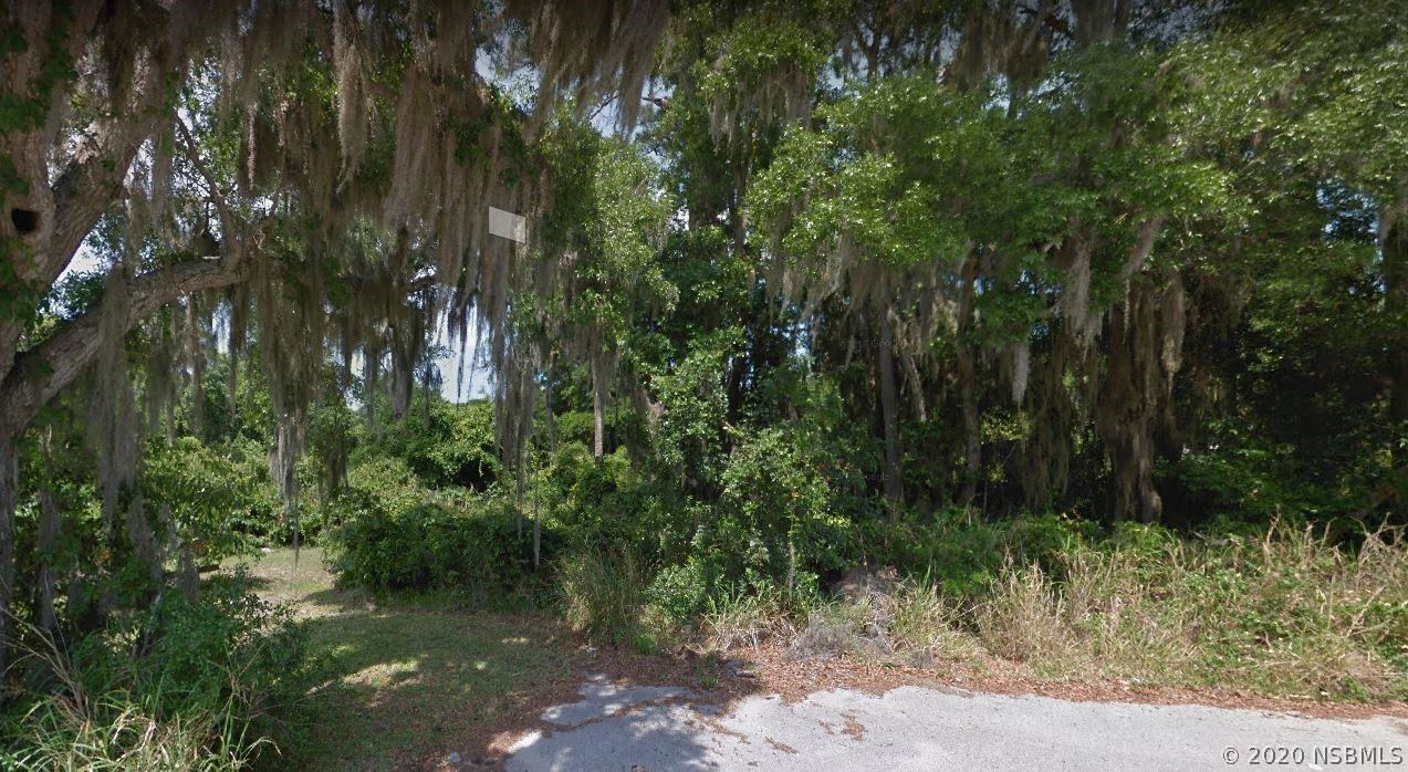 Wilkinson Ave., Edgewater, FL 32132