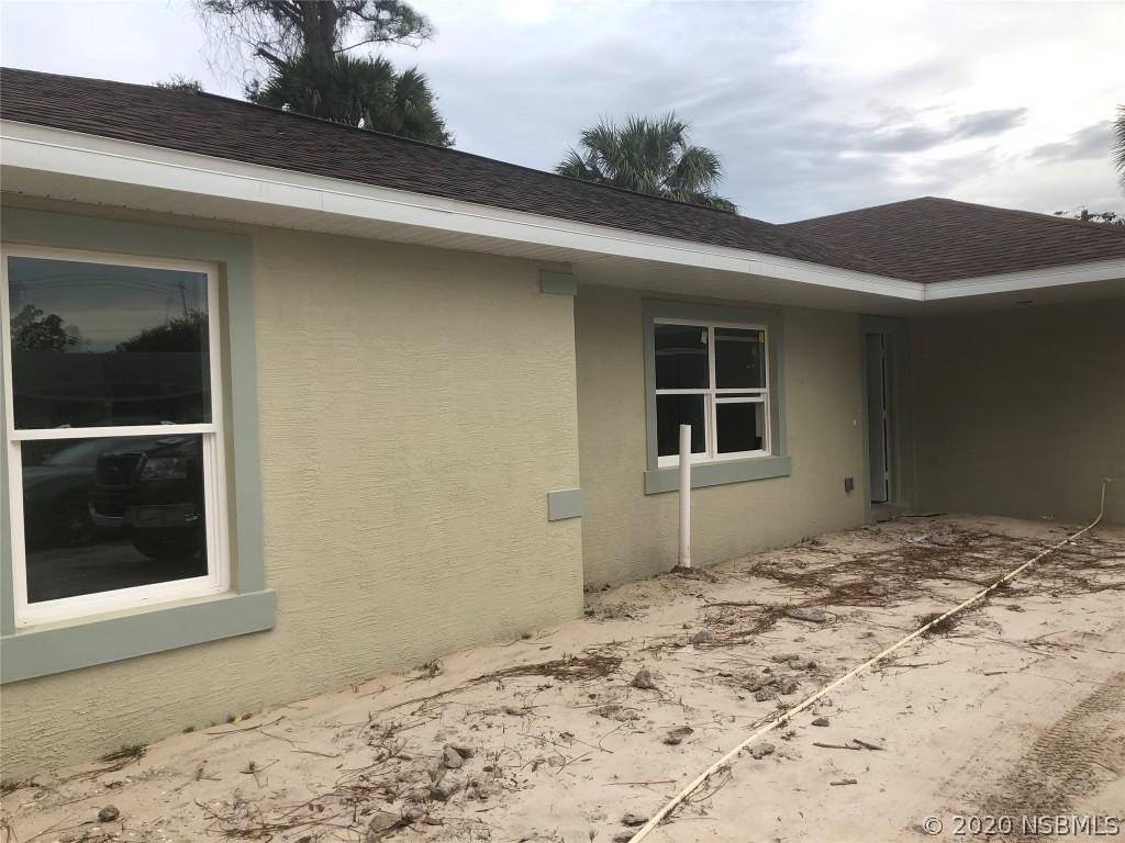1039 Lake Ave., Edgewater, FL 32132