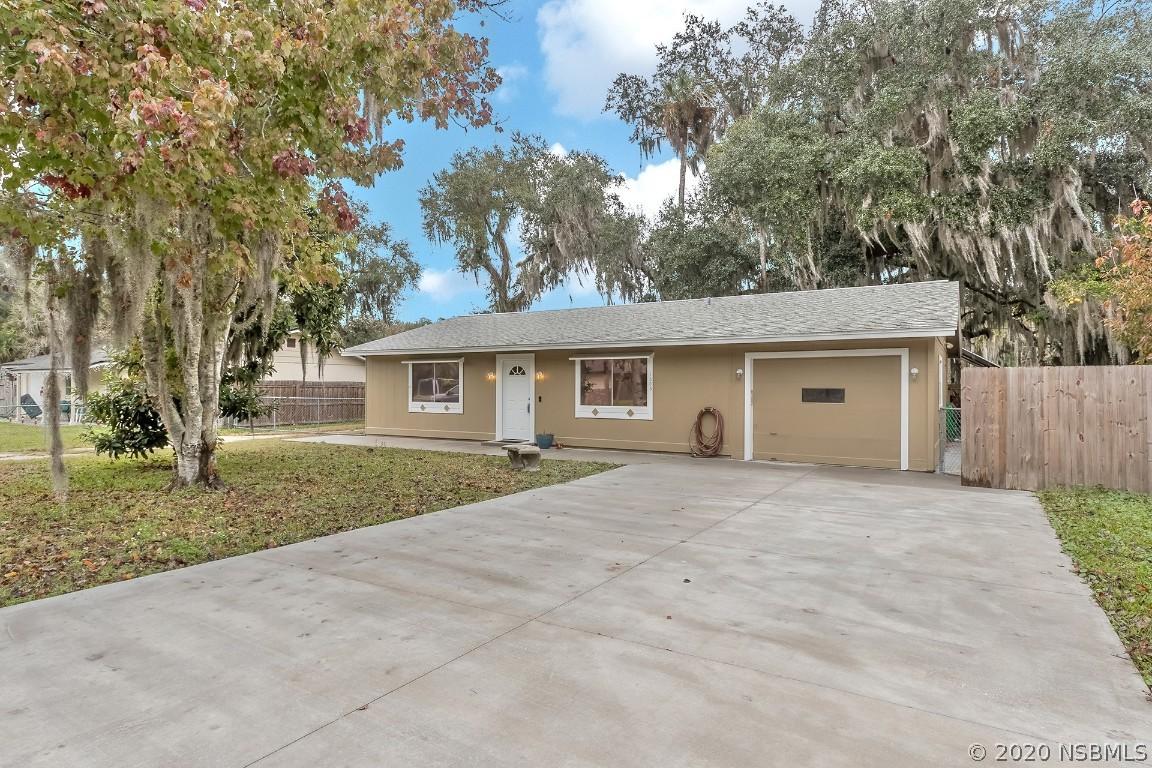 1805 Needle Palm Dr., Edgewater, FL 32132